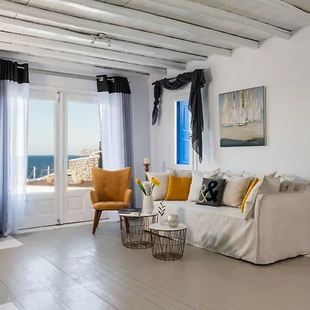 Extravagant Mykonos - Pousha - 5 Bedrooms - Sea Front Location - Whitewashed Architecture ホテル Agios Ioannis Diakoftis