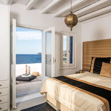 ホテル Extravagant Mykonos - Pousha - 5 Bedrooms - Sea Front Location - Whitewashed Architecture